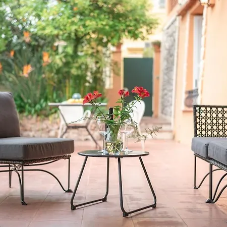 Val De Menton, 3 Pieces Atypique, Jardin Et Terrasse A 7 Minutes A Pied Du Centre Menton