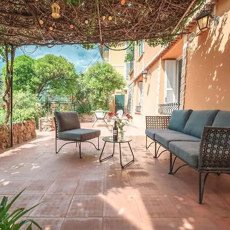 Val De Menton, 3 Pieces Atypique, Jardin Et Terrasse A 7 Minutes A Pied Du Centre Daire Menton