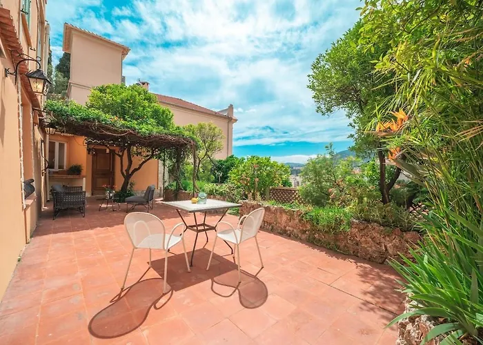 아파트 Val De Menton, 3 Pieces Atypique, Jardin Et Terrasse A 7 Minutes A Pied Du Centre