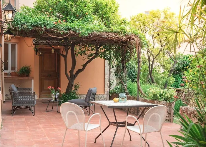 아파트 Val De Menton, 3 Pieces Atypique, Jardin Et Terrasse A 7 Minutes A Pied Du Centre