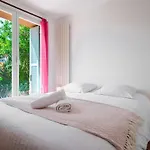 Val De Menton, 3 Pieces Atypique, Jardin Et Terrasse A 7 Minutes A Pied Du Centre Menton