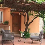 Val De Menton, 3 Pieces Atypique, Jardin Et Terrasse A 7 Minutes A Pied Du Centre * Menton