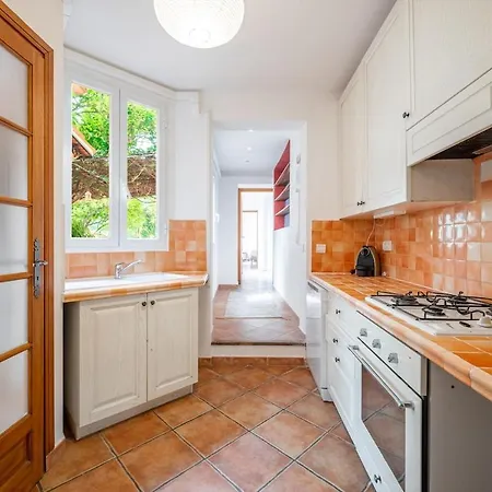 Val De Menton, 3 Pièces Atypique, Jardin Et Terrasse à 7 Minutes à Pied Du Centre