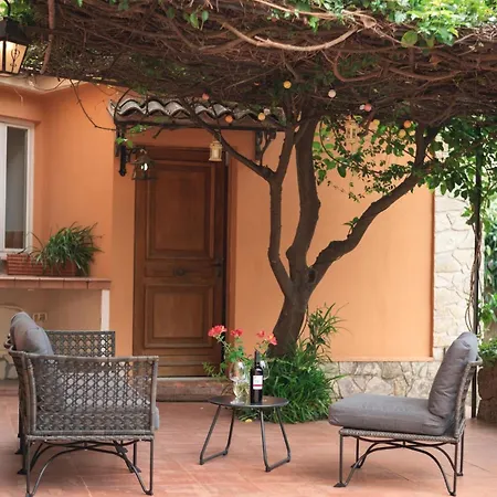 Val De Menton, 3 Pieces Atypique, Jardin Et Terrasse A 7 Minutes A Pied Du Centre * Menton