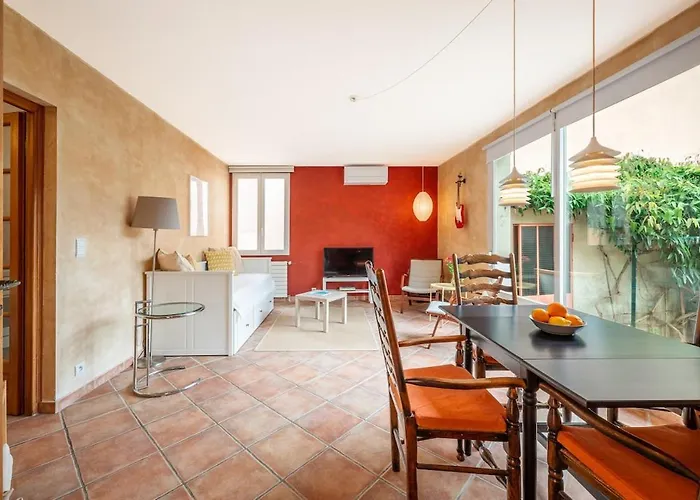 Val De Menton, 3 Pieces Atypique, Jardin Et Terrasse A 7 Minutes A Pied Du Centre アパート *