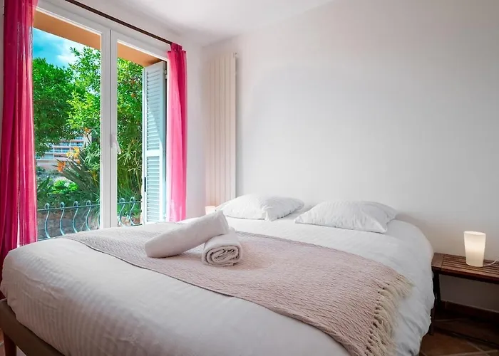 Val De Menton, 3 Pieces Atypique, Jardin Et Terrasse A 7 Minutes A Pied Du Centre Ментона