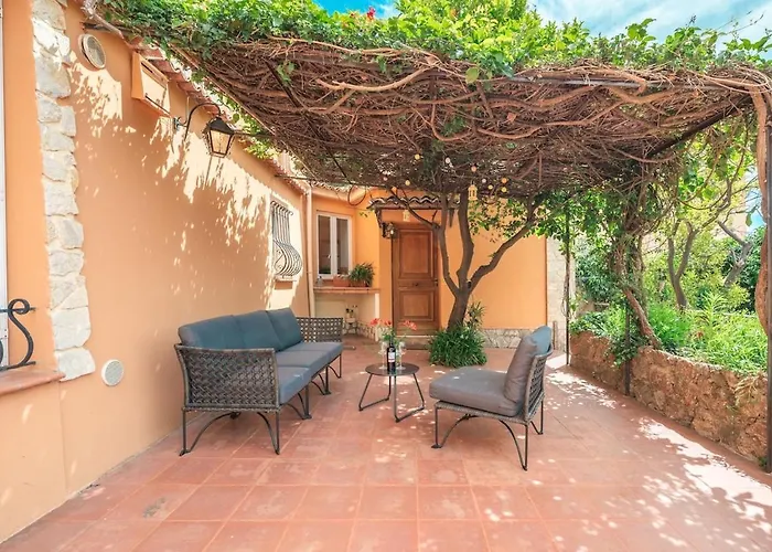 Val De Menton, 3 Pieces Atypique, Jardin Et Terrasse A 7 Minutes A Pied Du Centre アパート マントン